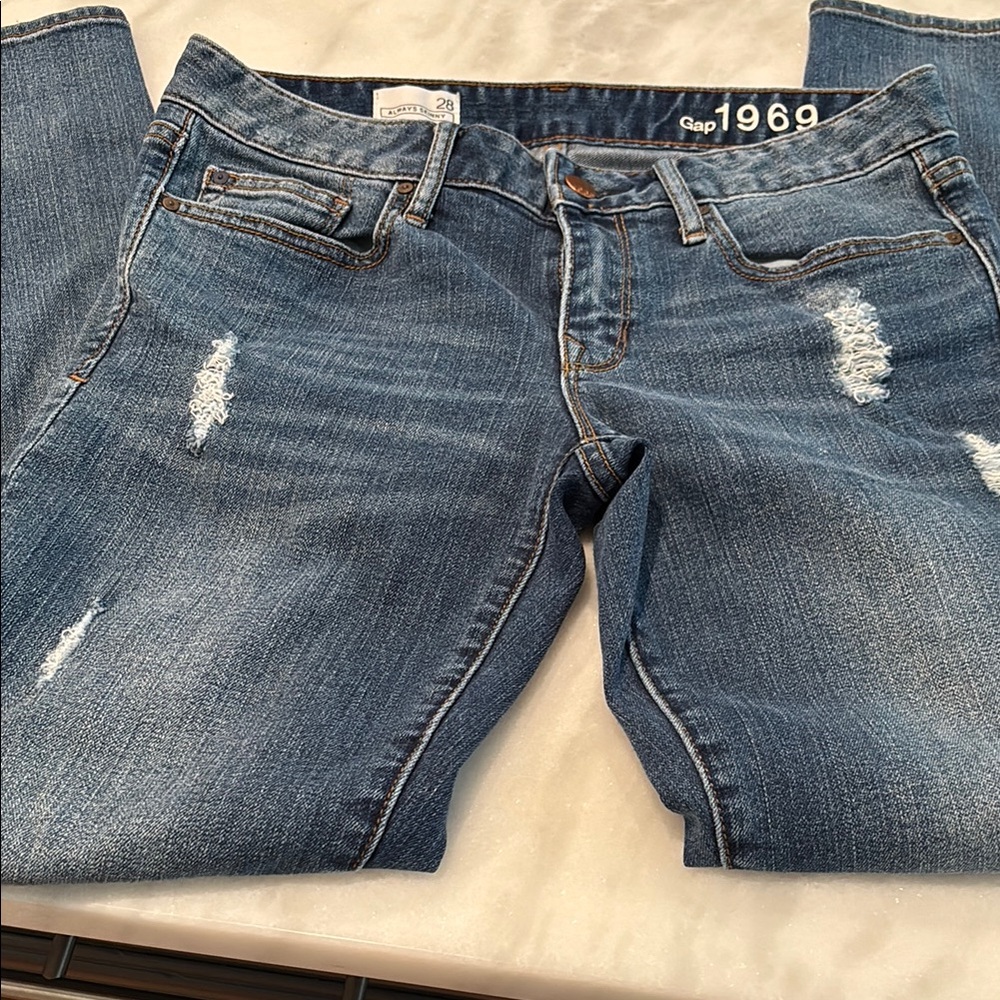 GAP Blue Skinny Jeans Distressed Style